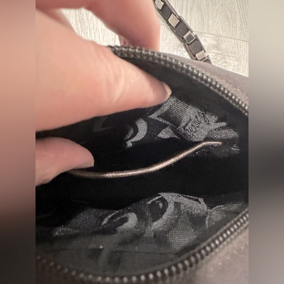 SALVATORE FERRAGAMO Chain Crossbody Bag - Picture 8 of 15